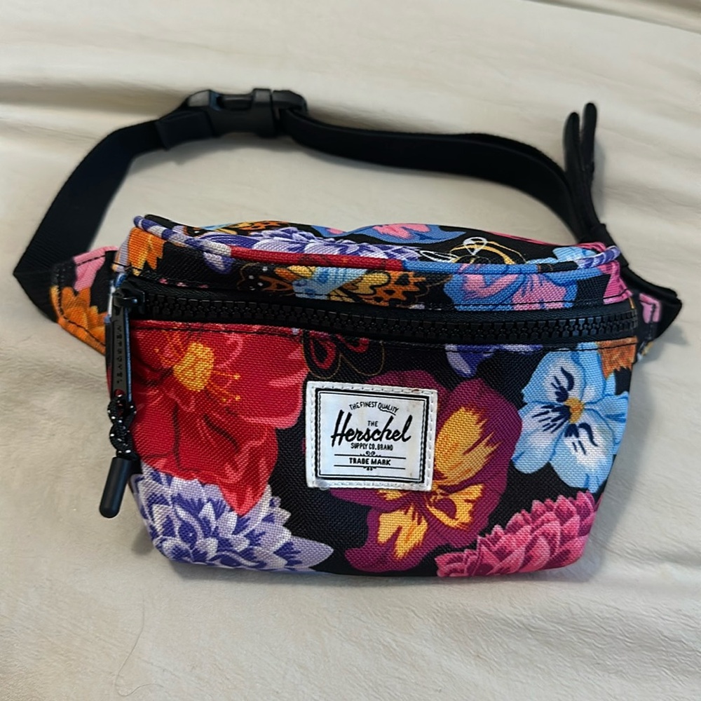 Small Fanny Pack